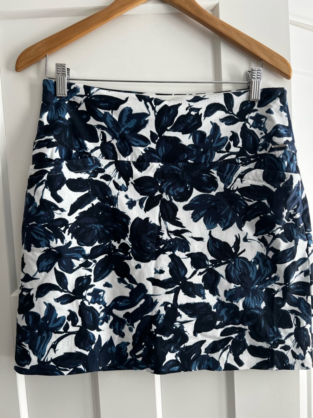 S.C. & Co. Women's White Pencil Skirt with Navy Floral Print - Picture 3 of 7